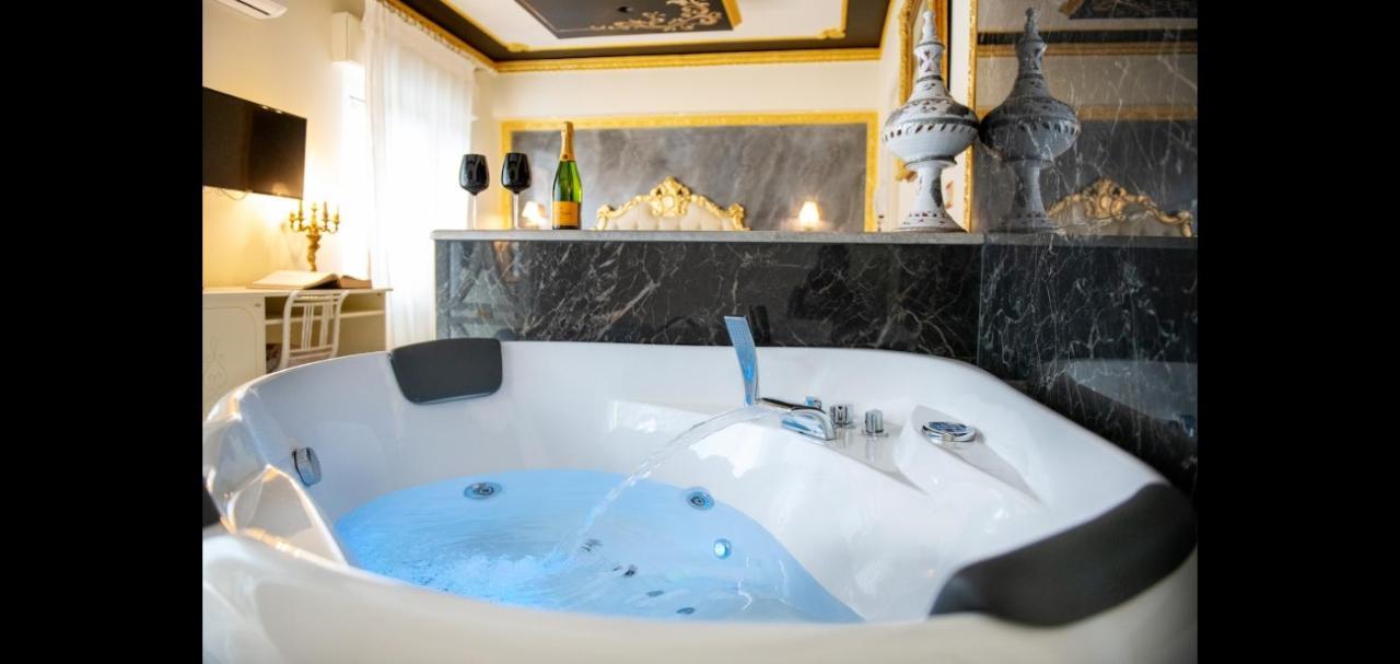 מצאו Mare Nostrum Luxury Suite מראה חיצוני תמונה